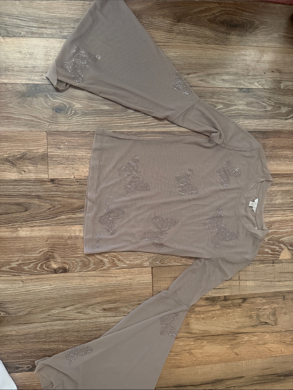 Guess Beige/Taupe Top with  butterfly gems. Branded Tag